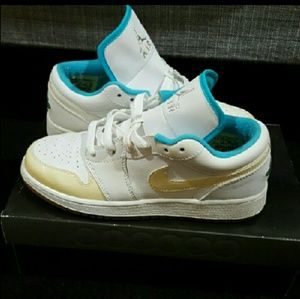 Nike air jordan 1 low GS